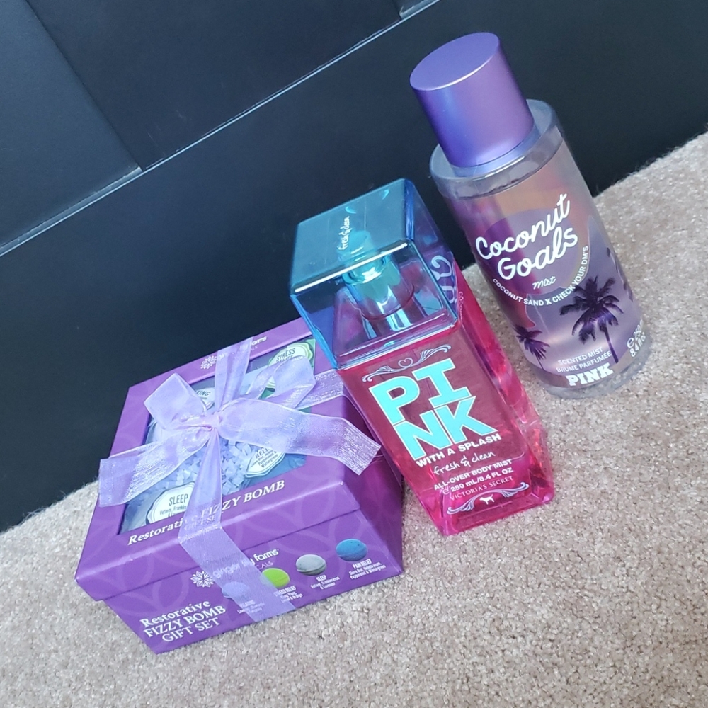 Pink fragrances plus bombs💙